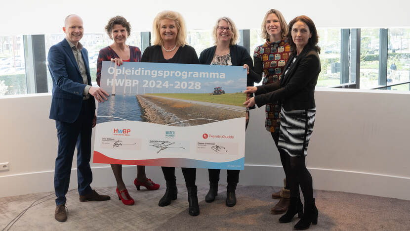 Ondertekening opleidingsprogramma HWBP