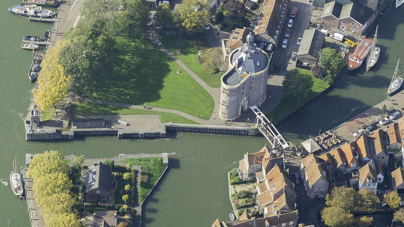 enkhuizer sluis vanuit de lucht