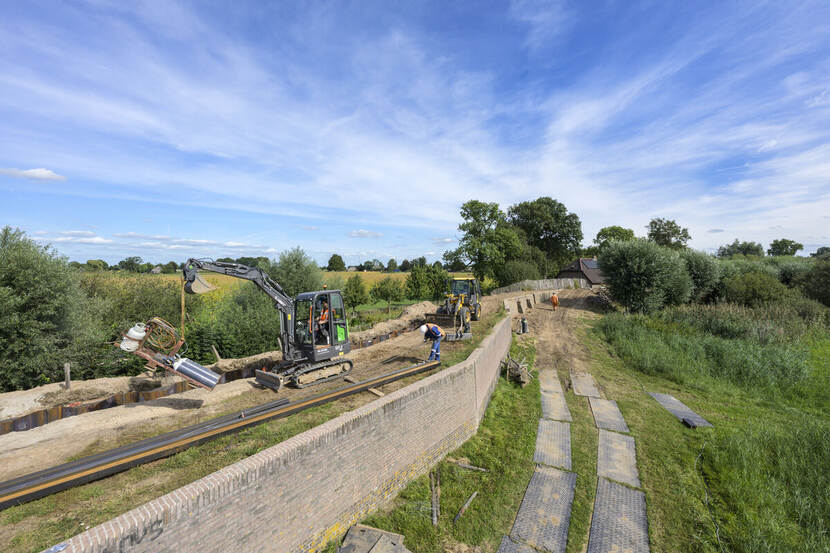 Werkzaamheden aan Stenendijk Hasselt