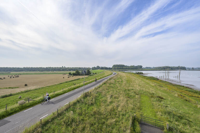 Oostdijk - Donkerslootsedijk - Oostmolendijk