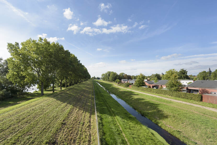 werk aan de dijk