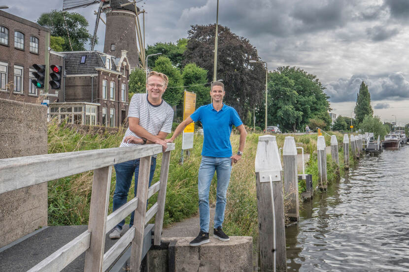 Twee collega's van de alliantie HWBP