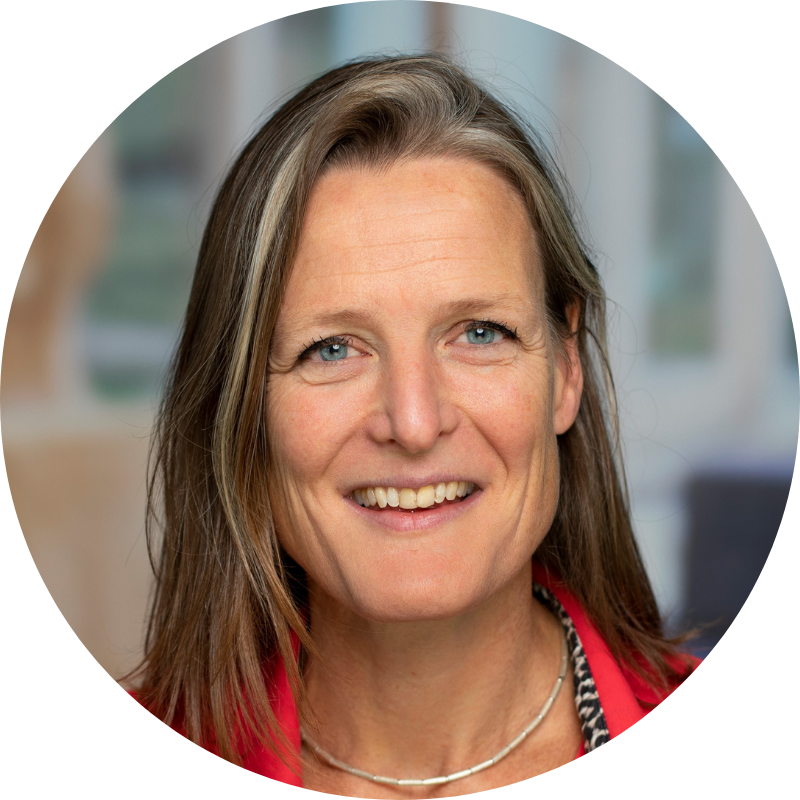 Een portretfoto van Elske Schrijvers, Adviseur Samenwerken in bouw - en infrasector bij Twynstra Gudde